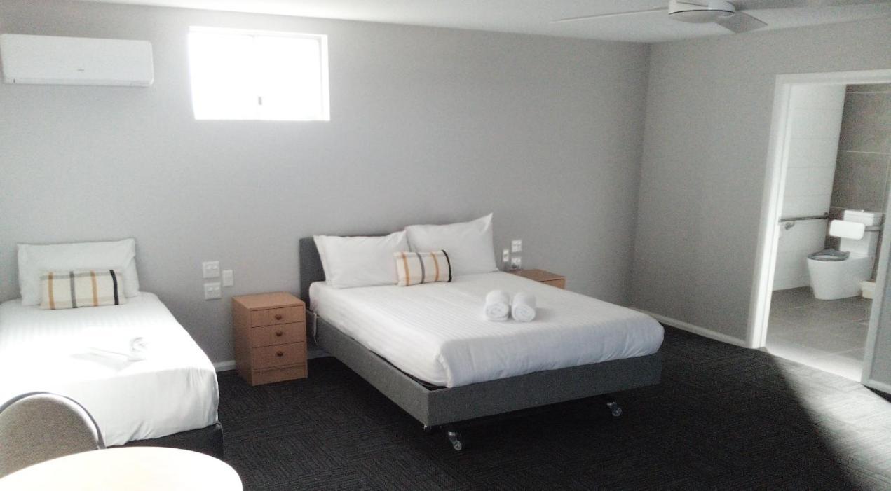 Hive Hotel, Moruya Exterior photo