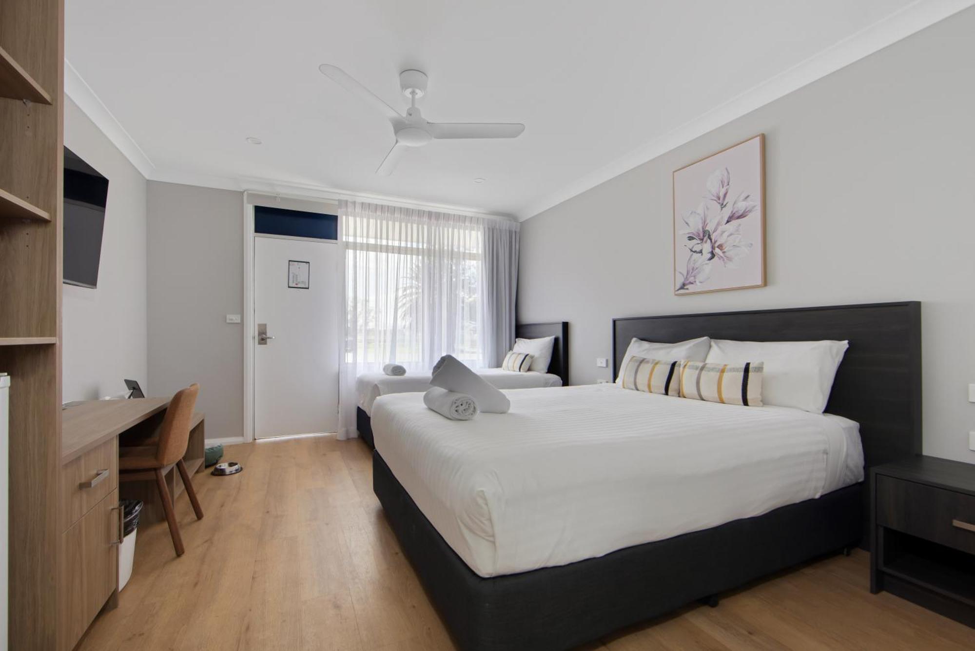 Hive Hotel, Moruya Exterior photo