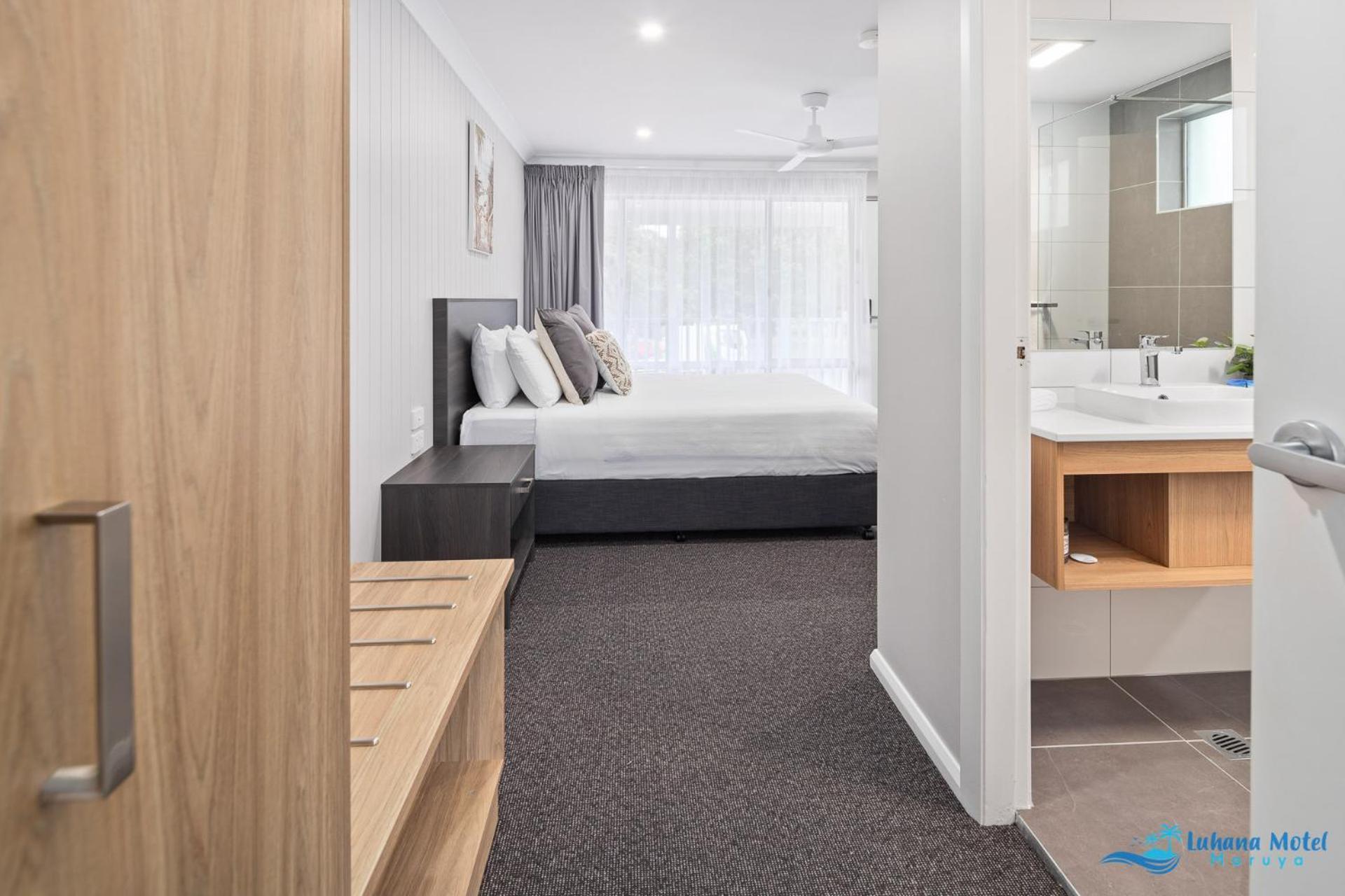 Hive Hotel, Moruya Exterior photo